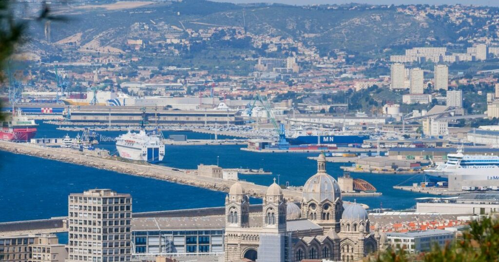 Guide complet vendre un hôtel particulier à Marseille — illustration