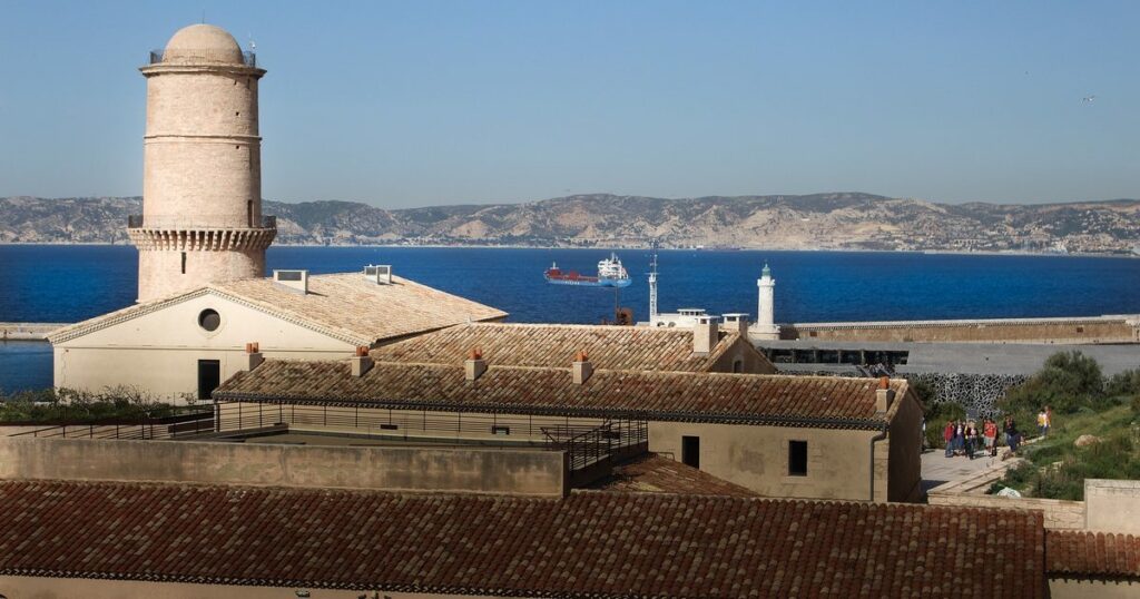 Guide complet vendre un immeuble à Marseille (2026) — illustration